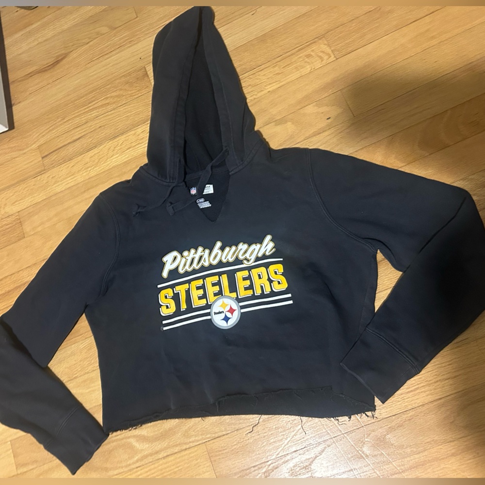 NFL Pittsburgh Steelers Black and Yellow Cropped Hoodie